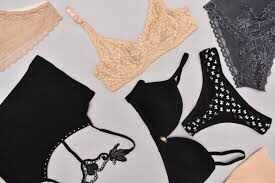 These women, buyers, are set up by selling their old underwear