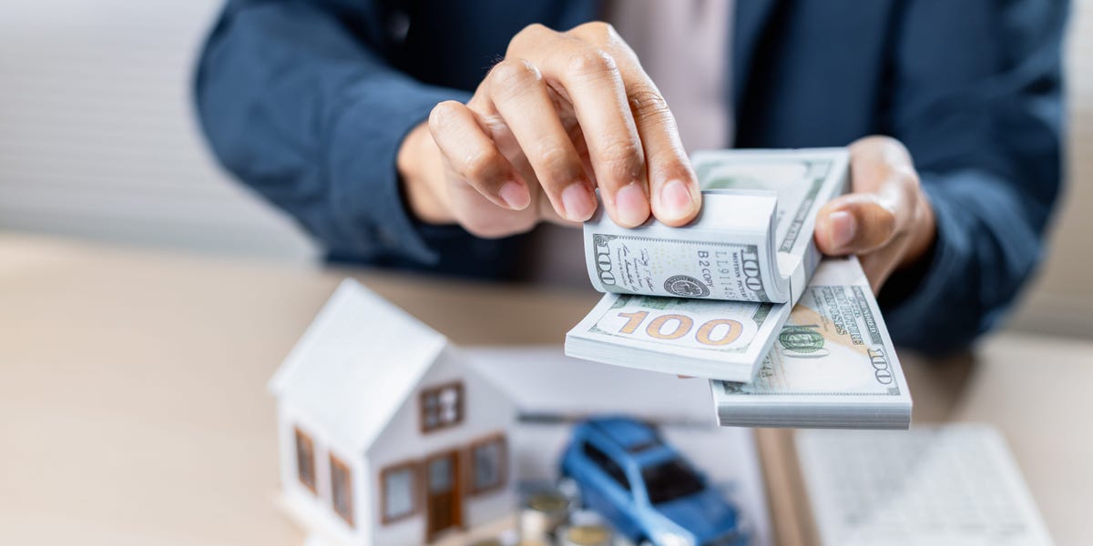 monetary-planner-shares-6-most-priceless-classes-from-wealthiest-purchasers