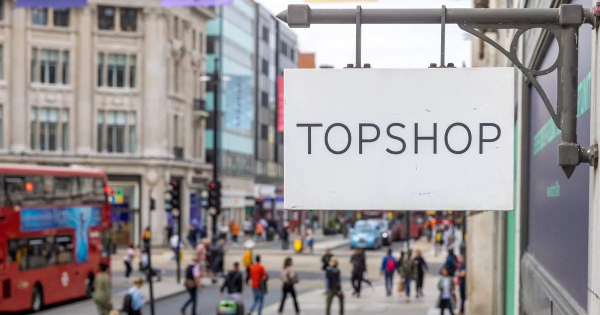 topshop-is-aid-and-ready-to-lead-the-tradition-again-–-right-here’s-what-you-can-question