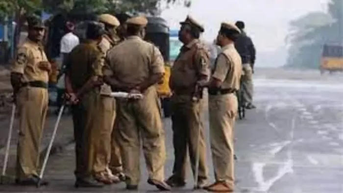 MP NEWS: In Rewa, a crazy minor girlfriend threw the grandmother with knives, the carcass carved – a minor girlfriend stabbed her grandmother with knows in Rewa