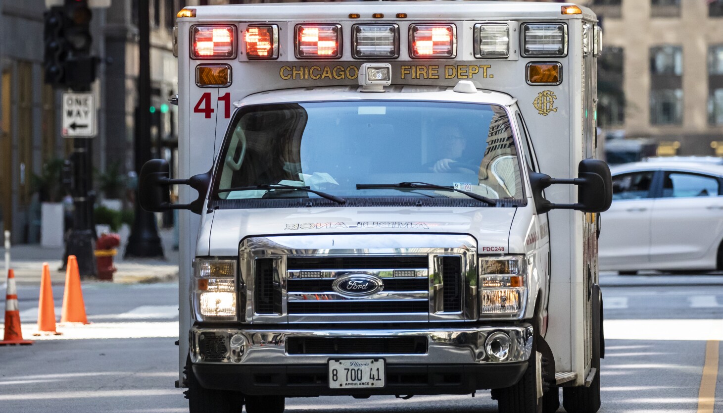 man-fortunate-stabbed-in-belmont-cragin