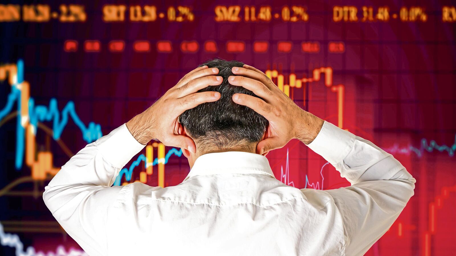 Sun TV network -share price has 5% collapsed as the legal battle between the day -anidhi and Kalanithi Maran emerges over the company | Einsmark news