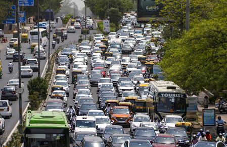 Preparations for big action on old vehicles in Delhi will be done seas at petrol pump