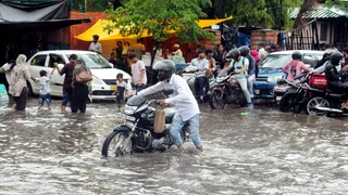 Monsoon: Monsoon on the threshold of Delhi, monsoon rains start in Up-Rajasthan; IMD issued a warning about these states -Monsoon can reach Delhi within a day or two weather news updates of the IMD alert