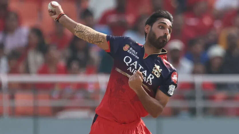 This is the most broad ball throw bowler in IPL, three Indians in top-5