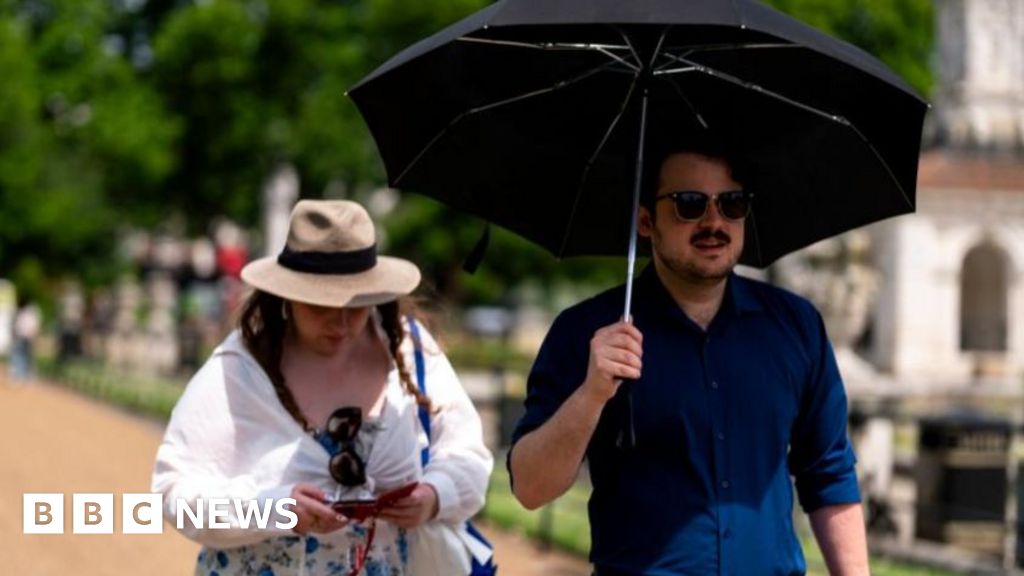 heatwave-likely-as-yellow-heat-smartly-being-indicators-issured-for-most-of-england