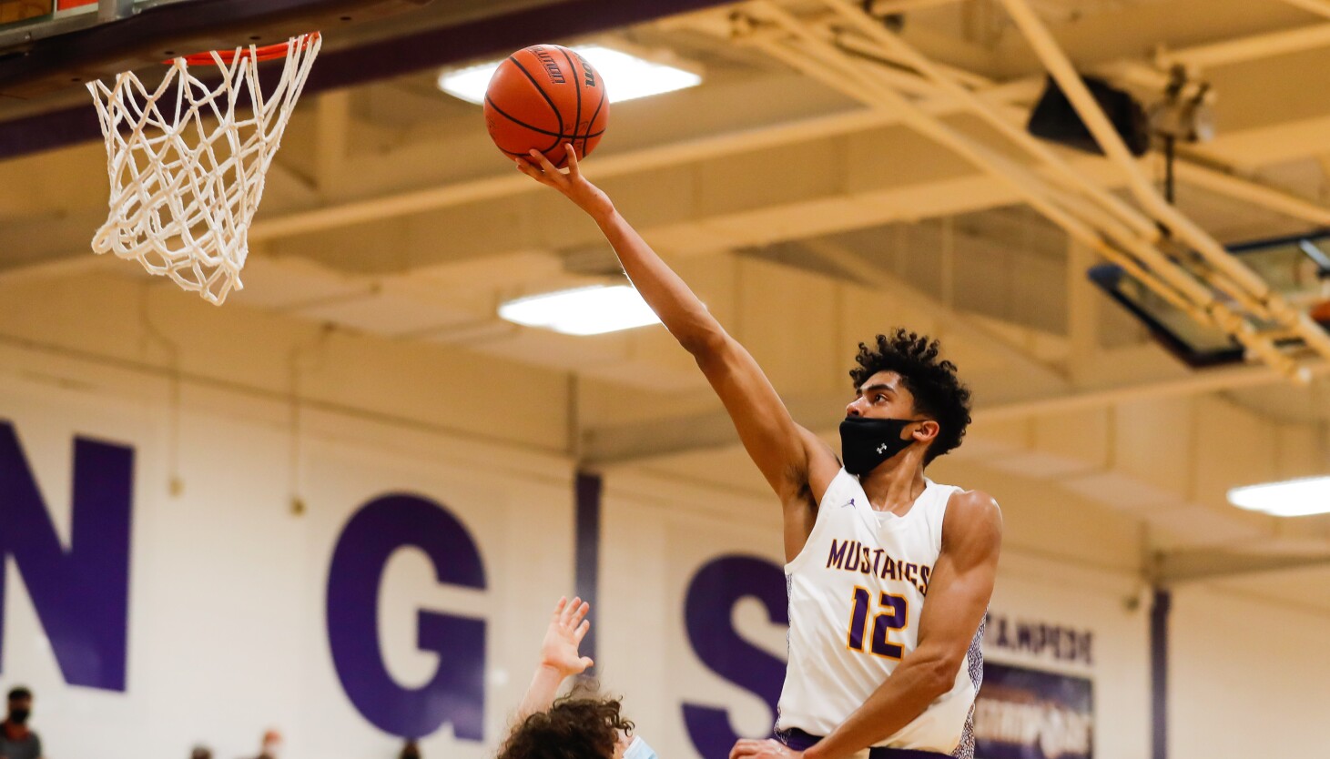 giants-roamed-northern-cook-dinner-county-excessive-school-basketball