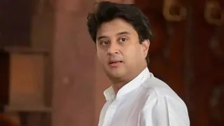 Jyotiradhitya Scindia, upset by Big B’s sound collar -walk, will the caller with Cyber ​​Alert be closed? – Jyotiraditya Scindia is upset by AMITABH BACHHAN VOICE CALLER TUNE, will stop the Cyber ​​Alert caller