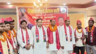 Bihar Politics: Great shock to BJP before the election, strong leader resigned, joined VIP -Bihar -Politics -Advocate Shivlal Sahni, BJP and joined VIP