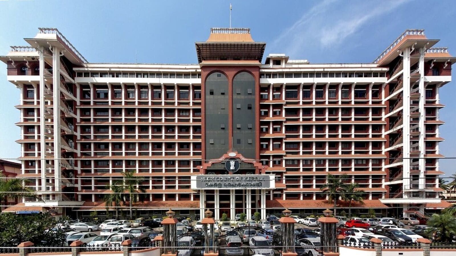 The Kerala High Court prevents police from entering the home of the History Sheeters’ home, under Guis of Surveillance | Today news