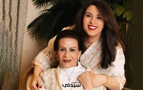 من قلب مكة إلى شاشات الجيل الجديد، الجدّة نجاة والحفيدة شهد يحوّلان وصفات الذكريات إلى مشروع…