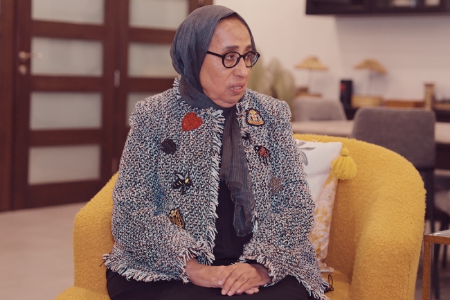 “the-secrets-of-mama-cozen”-…-the-story-of-decision-and-fervour