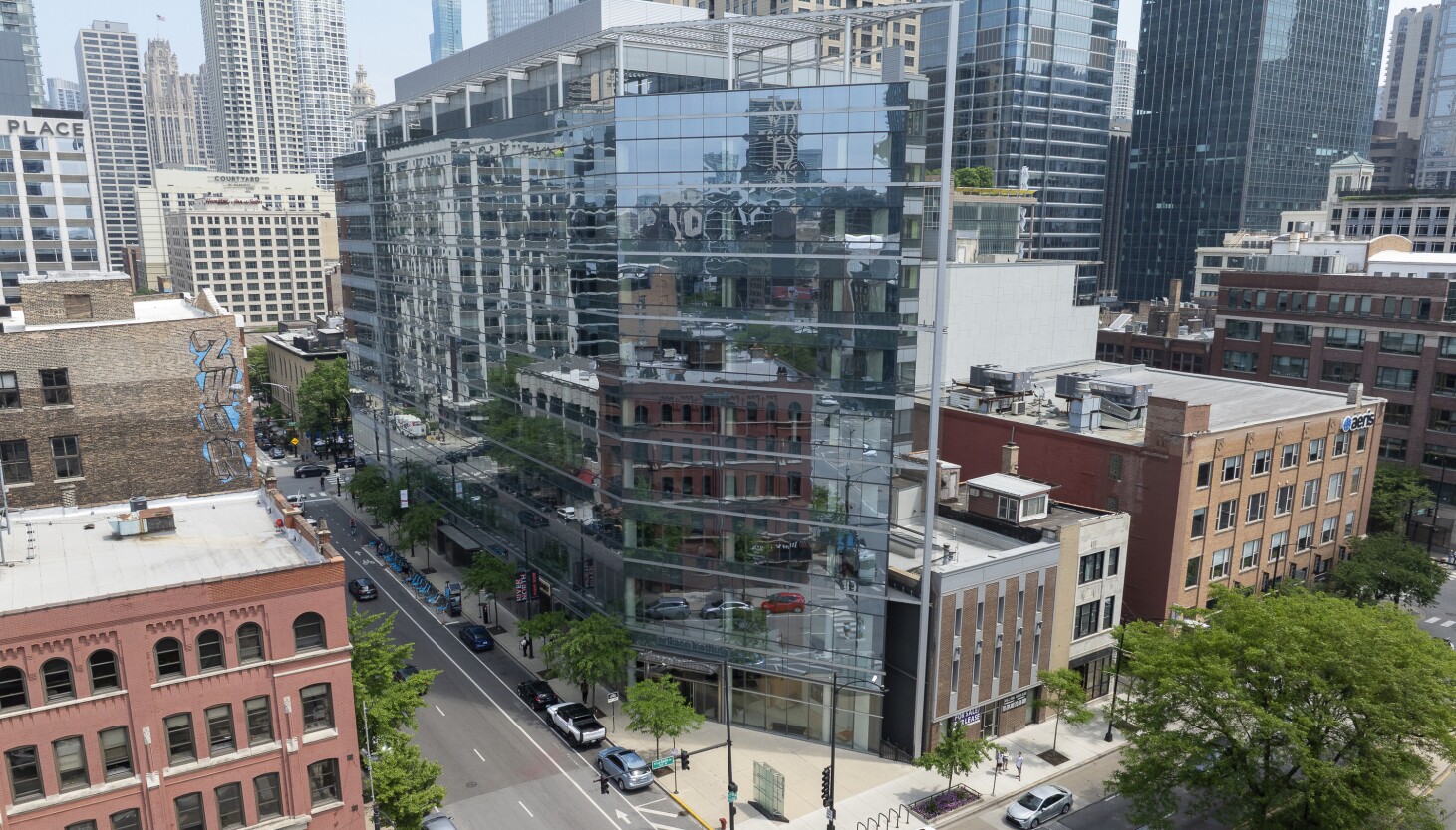 gather-salesforce-place-of-job-in-river-north-to-be-remodeled-to-luxurious-residences