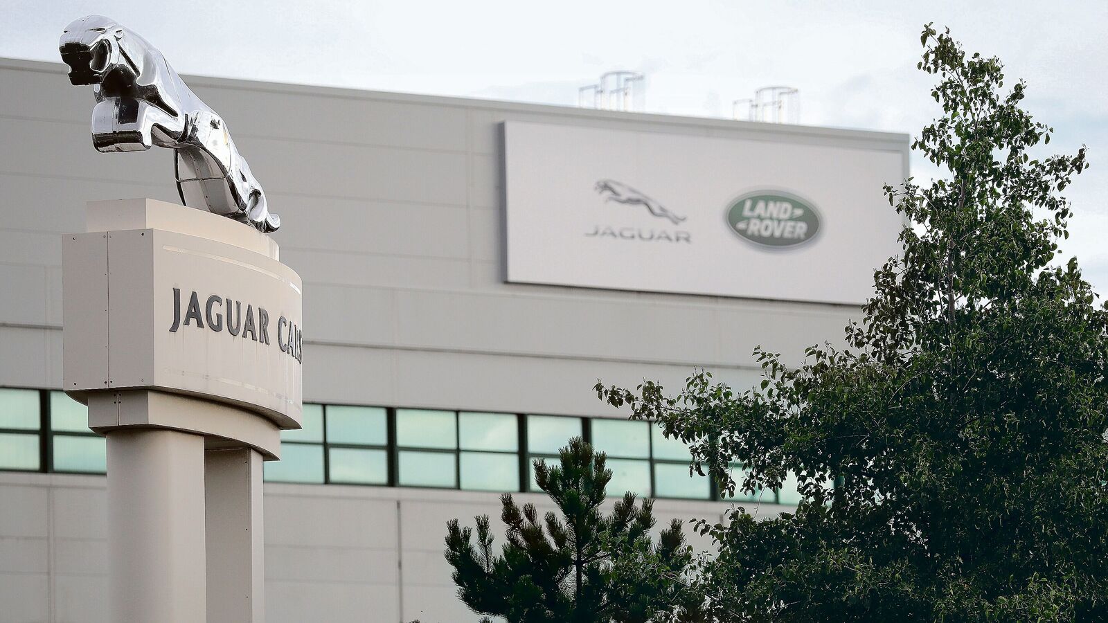 JLR to start manufacturing cars at Tamo’s new plant in Tamil Nadu with early 2026 | Mint