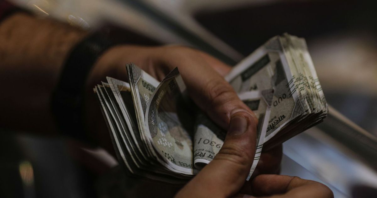 The decrease in emerging markets after America beat Iran and set oil problems on fire