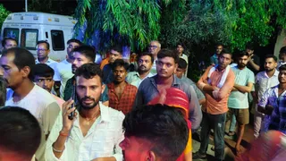 In Aurangabad, offenses that fired indiscriminately killed the cousin of the chief; Panic atmosphere in the area – Mukhiyas -Neef shot dead in Aurangabad
