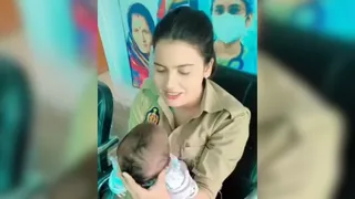 Up News: Female policeman made videos with a child in uniform during service, SP has ordered an investigation – Female police officer made a video with a child in uniform durim during service, an investigation has ordered an investigation