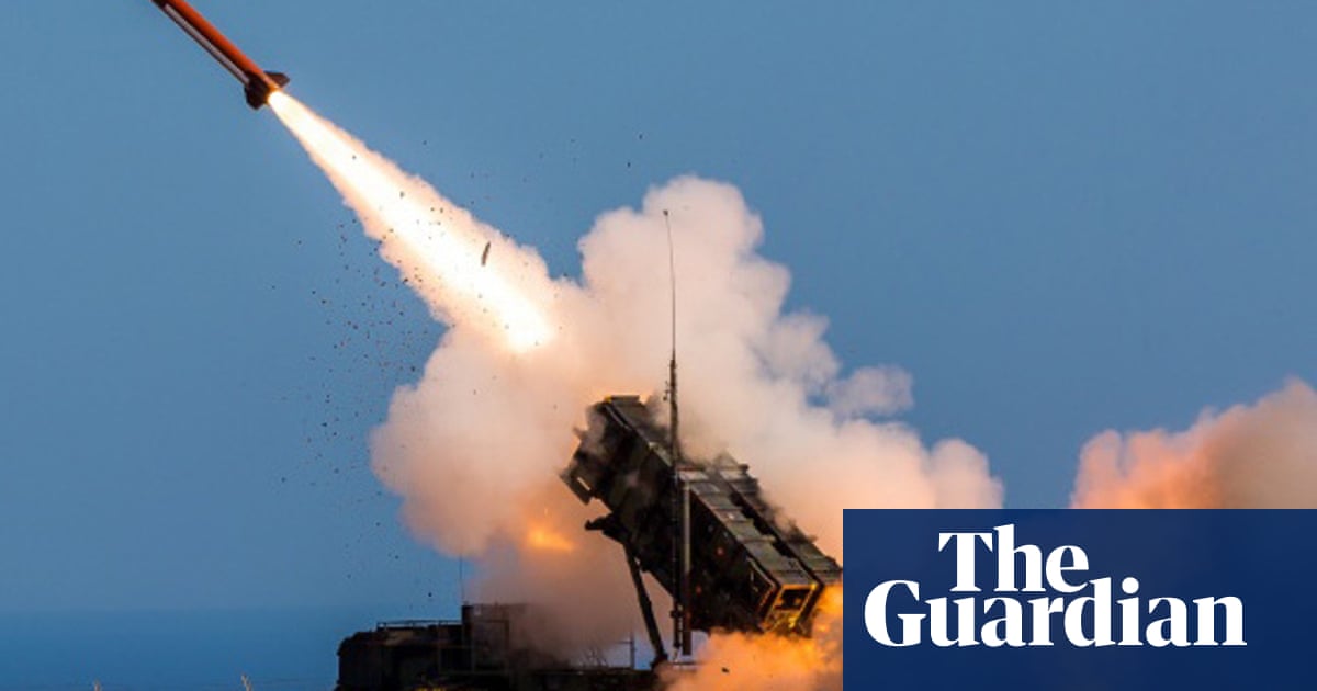 Ukraine War Briefing: Trump Says US LOKING AT PROVIDING KYIV WITH WITH MINSIES
