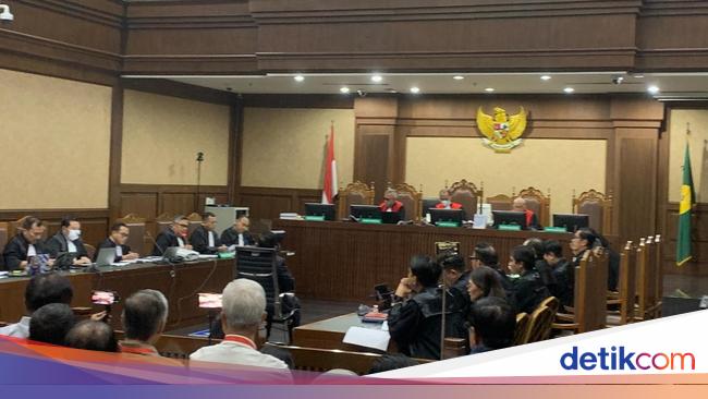 Prosecutor asked Hasto: PDIP’s decision at that time was my best framework?