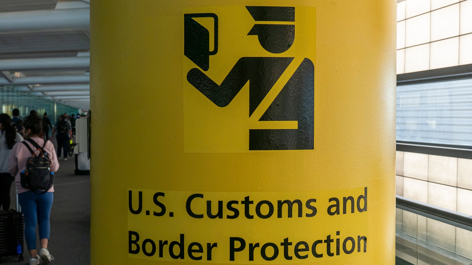 will-jd-vance-memes-now-get-you-turned-away-ater-border?