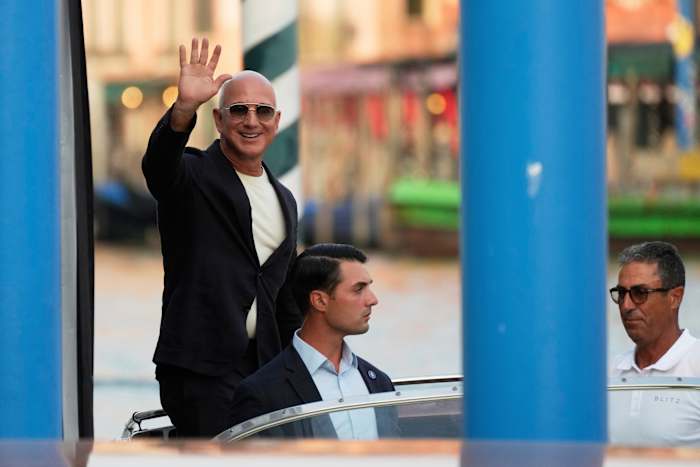 thine-the-ares-the-celebs-who-attetingjeeetie-‘venice-weeding