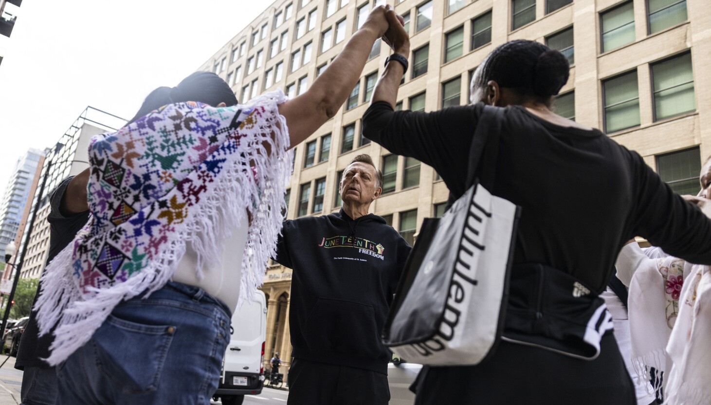 faith-leaders-preserve-vigil-outdoors-ice-workplace:-‘ice-is-now-not-the-closing-discover-–-god-is’