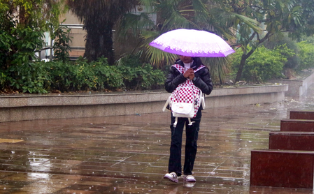 Jhajjham rains in delhi-ncr, people get relief from heat
