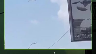 تنفيذا لآخر أمنية لرجل توفي مؤخرا بسبب المرض.. طائرة هليكوبتر تُسقط آلاف الدولارات على المارة…