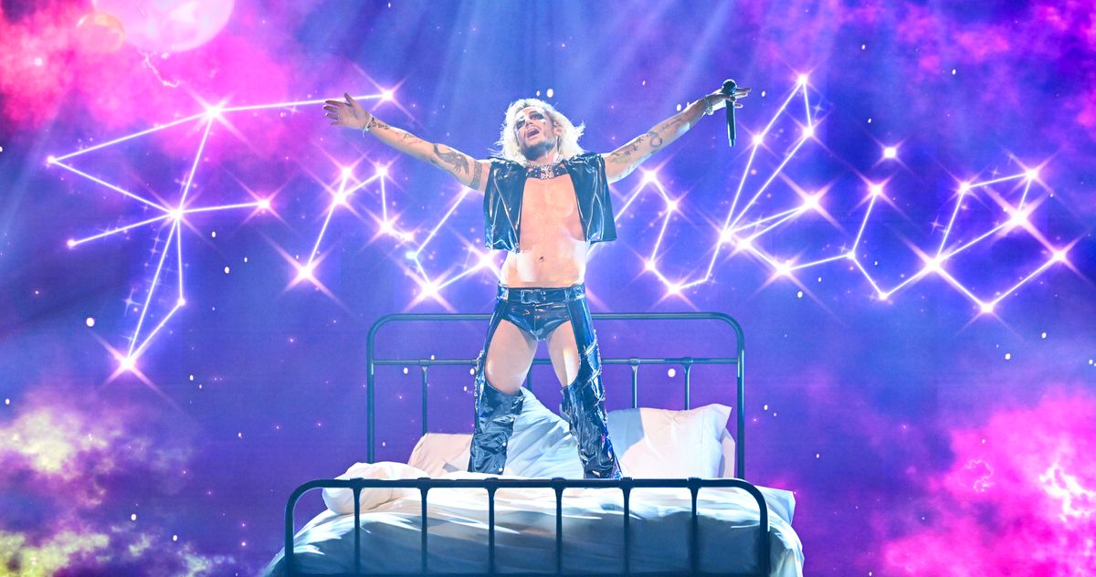 frankie-grande’s-‘hotel-rock-bottom’-changed-into-inspired-by-epcot