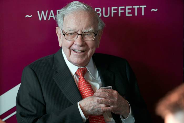 warren-buffett-declares-$-6-billion-in-donations-to-5-foundations
