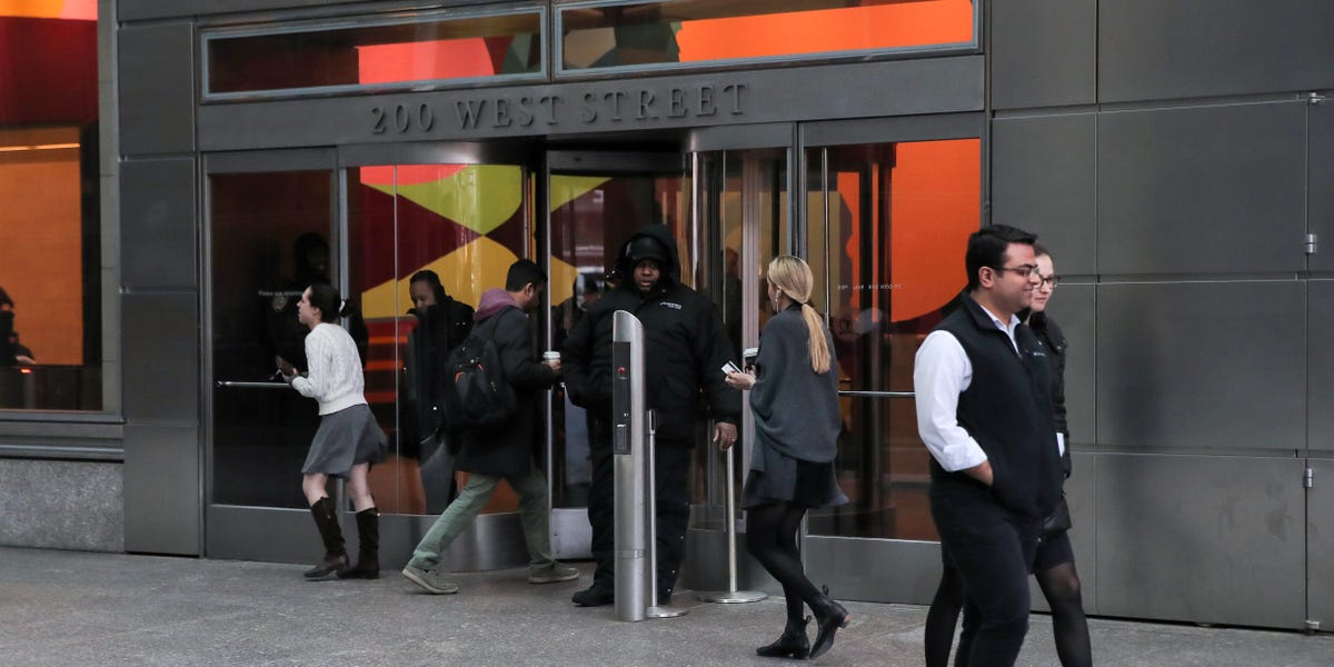 why-goldman’s-interns-should-embrace-coffee-breaks
