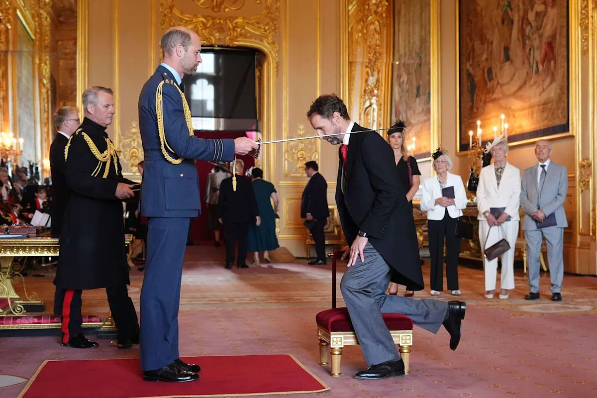 Prince William JUST Knighted Someone That Will Earn Him Cool Points With George, Charlotte and Louis – ryan