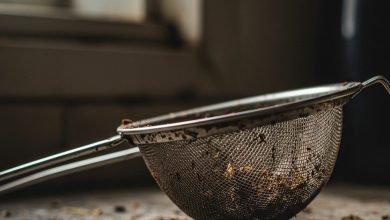 Is the dirt frozen in the net of tea sieve? Do clean cleaning with these Desi tricks immediately, stunner will be like new