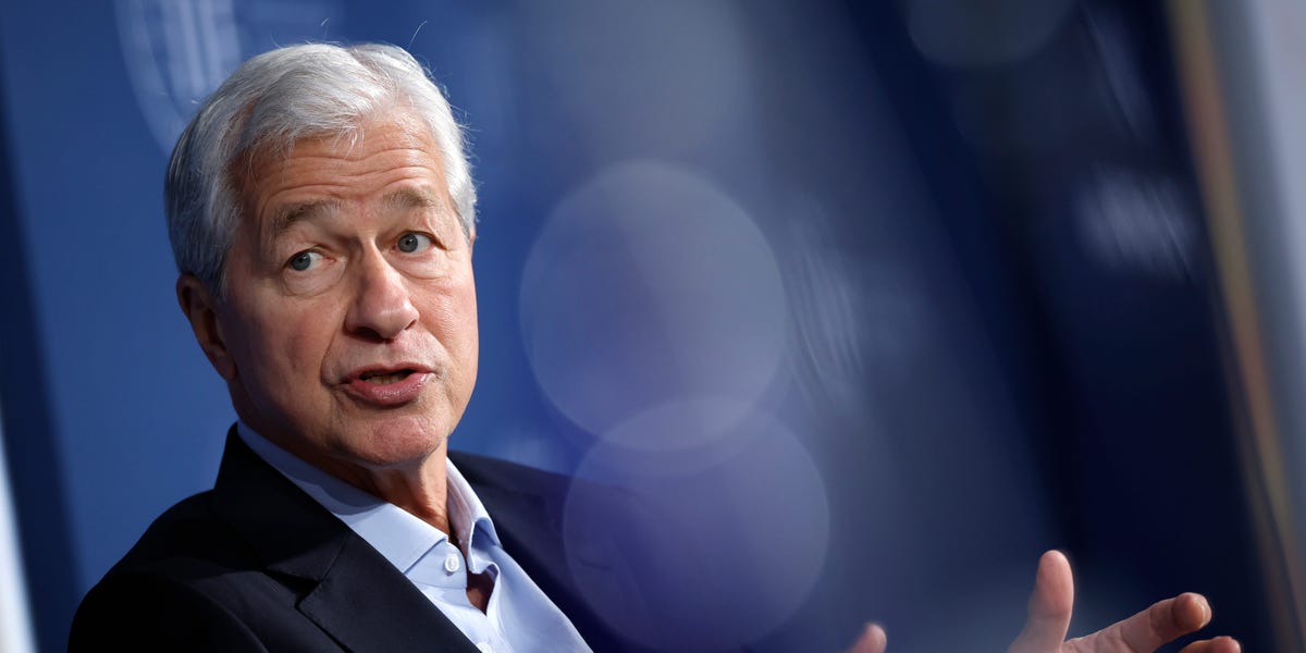 jamie-dimon-has-2-words-for-biz-leaders-complaining-about-the-economy