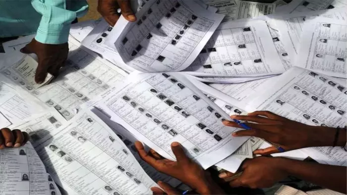 EC -reinforced voter verification campaign in Bihar, no documents need to be given to these voters; Names of these people will be removed -Patna City News voter listing for Bihar election 2025