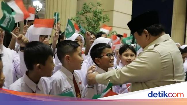 Hot moment greeted Prabowo messages for Indonesian primary school pupils in Jeddah