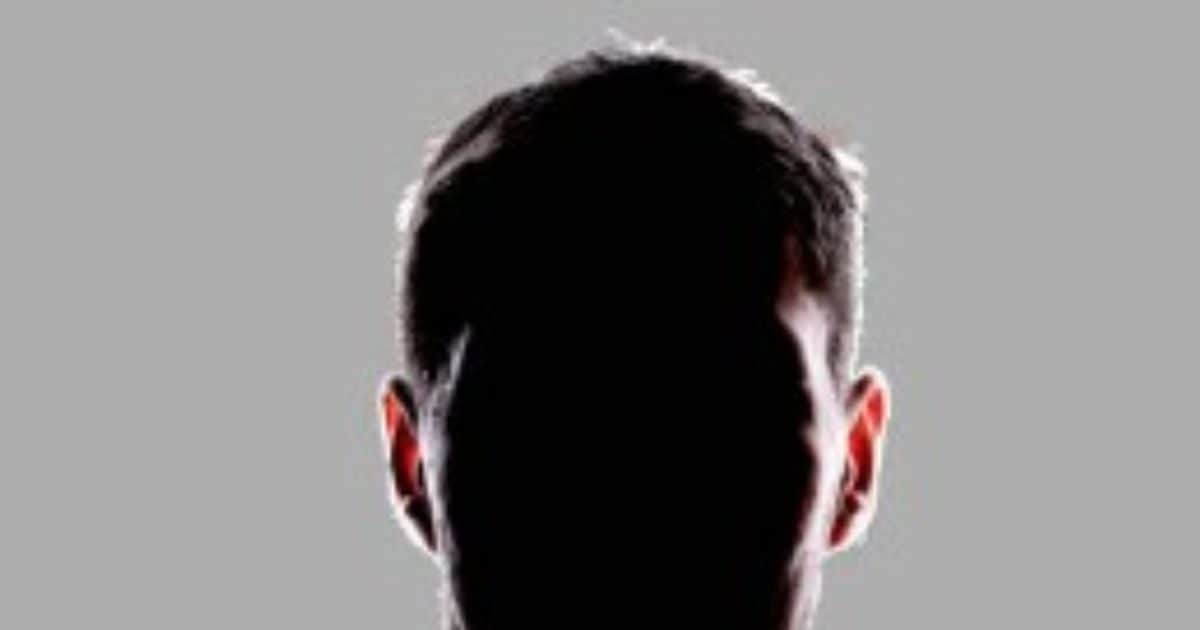 When the traitor left a friend, the person could not tolerate the pain, then …