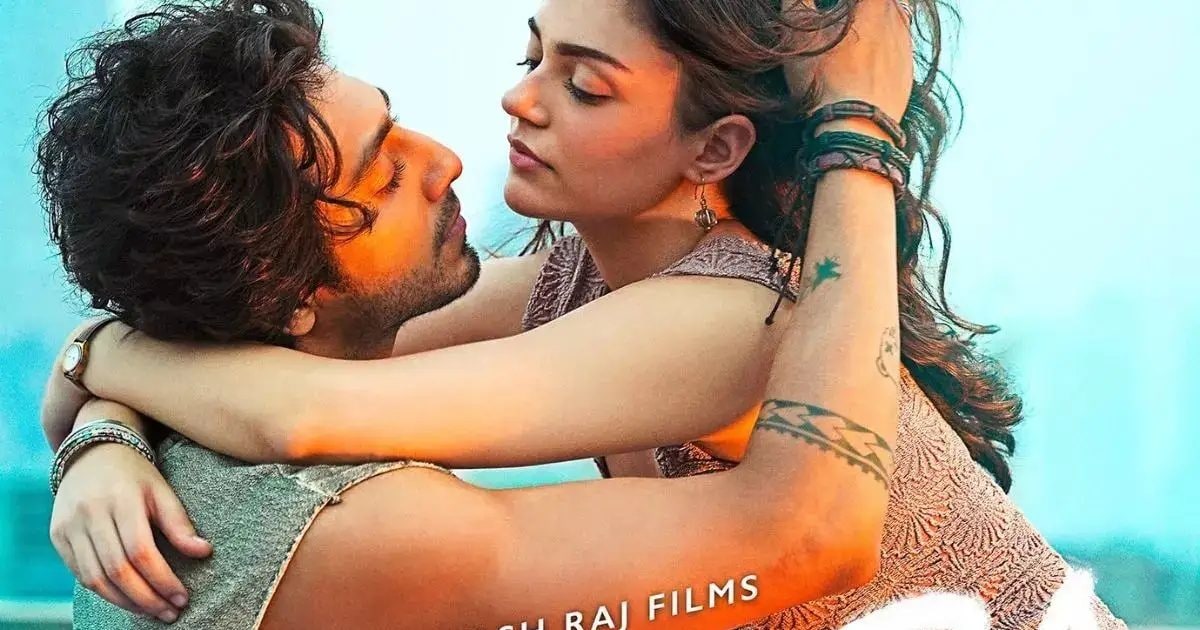 Why is the audience crying ‘Saira’ film? Many videos viral from theaters