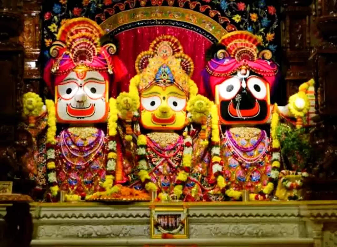 The unique temple of the land where the voice of breath comes from the idol of God, the sacrifices of devoted