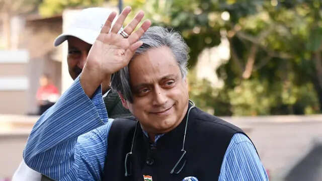 Shadow political colors at Tharoor’s ordinary party! Crowds of BJP leaders, know who was present from Congress?