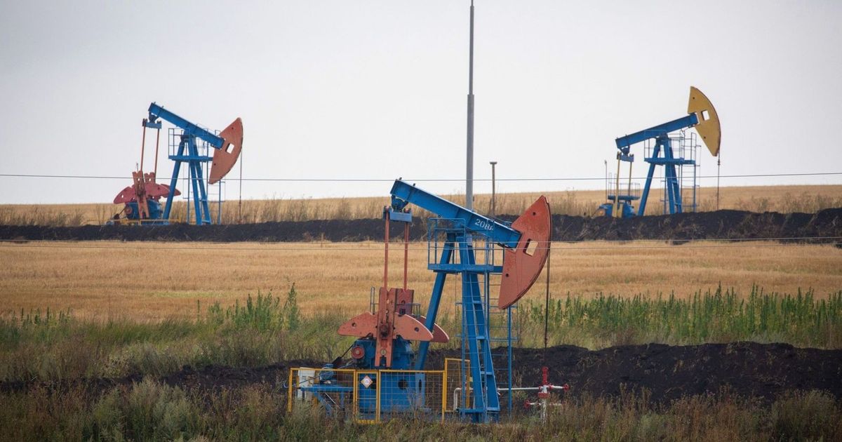 Oil prices are rising slightly with Europe’s commercial agreement with America