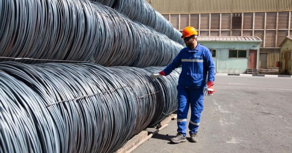 The price of iron decreases from the highest level in five months due to demand for demand