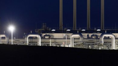 The price of European gas that hangs near the lowest level in two weeks with the abundance of supply