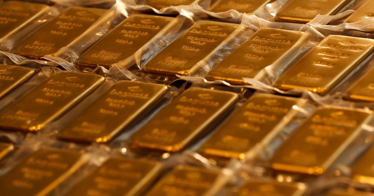 China investors turn from the golden boxes that spread to stocks