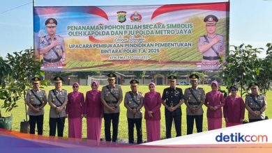 Metro Police Chief Open Bintara Education, emphasizes the spirit of serving citizens