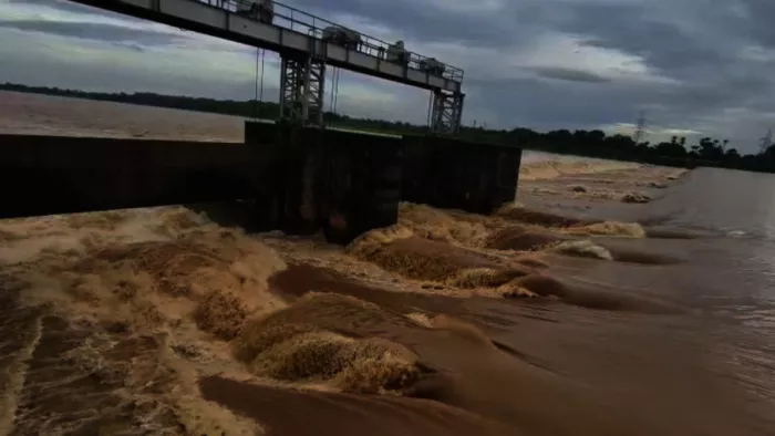 Odisha flood warning: The river Vaitarani has taken on a huge form due to continuous rain, the atmosphere of panic under the surrounding