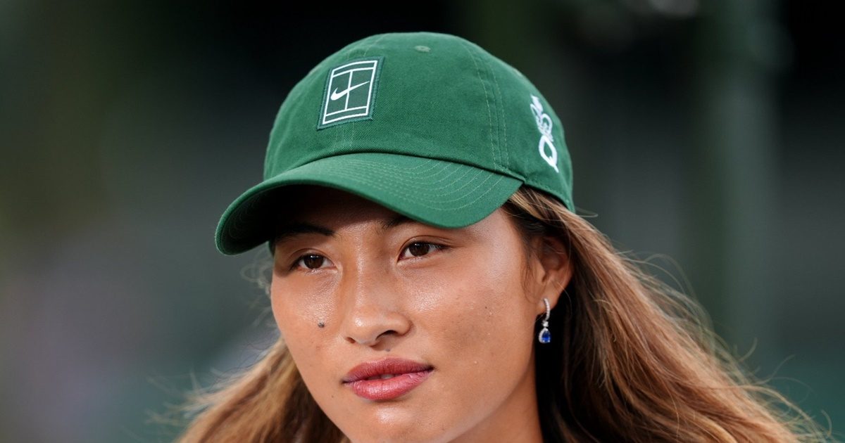 The Olympic champion, the sixth player in the world, why suddenly moved from us?