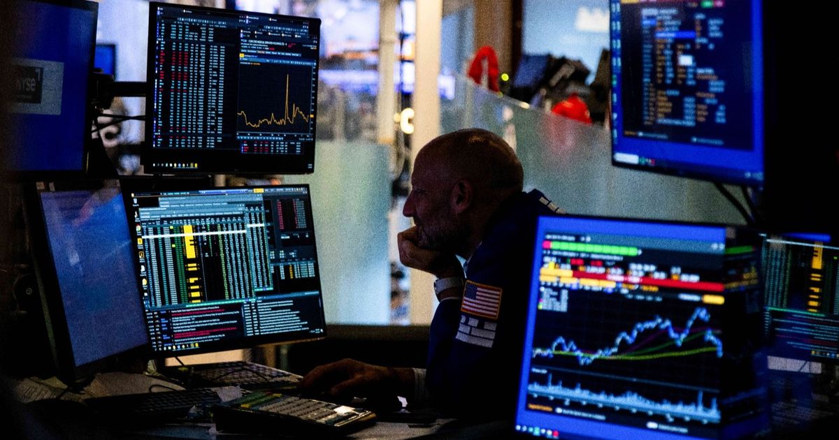 Wall Street indicators bounce with Trump’s denial of his intention to dismiss the head of federal