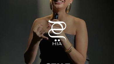 من هو الرسام المفضل لدى لي لي؟ أين تحب قضاء العطلة؟ أية قطعة تحب أن تسرقها من خزانة والدتها…