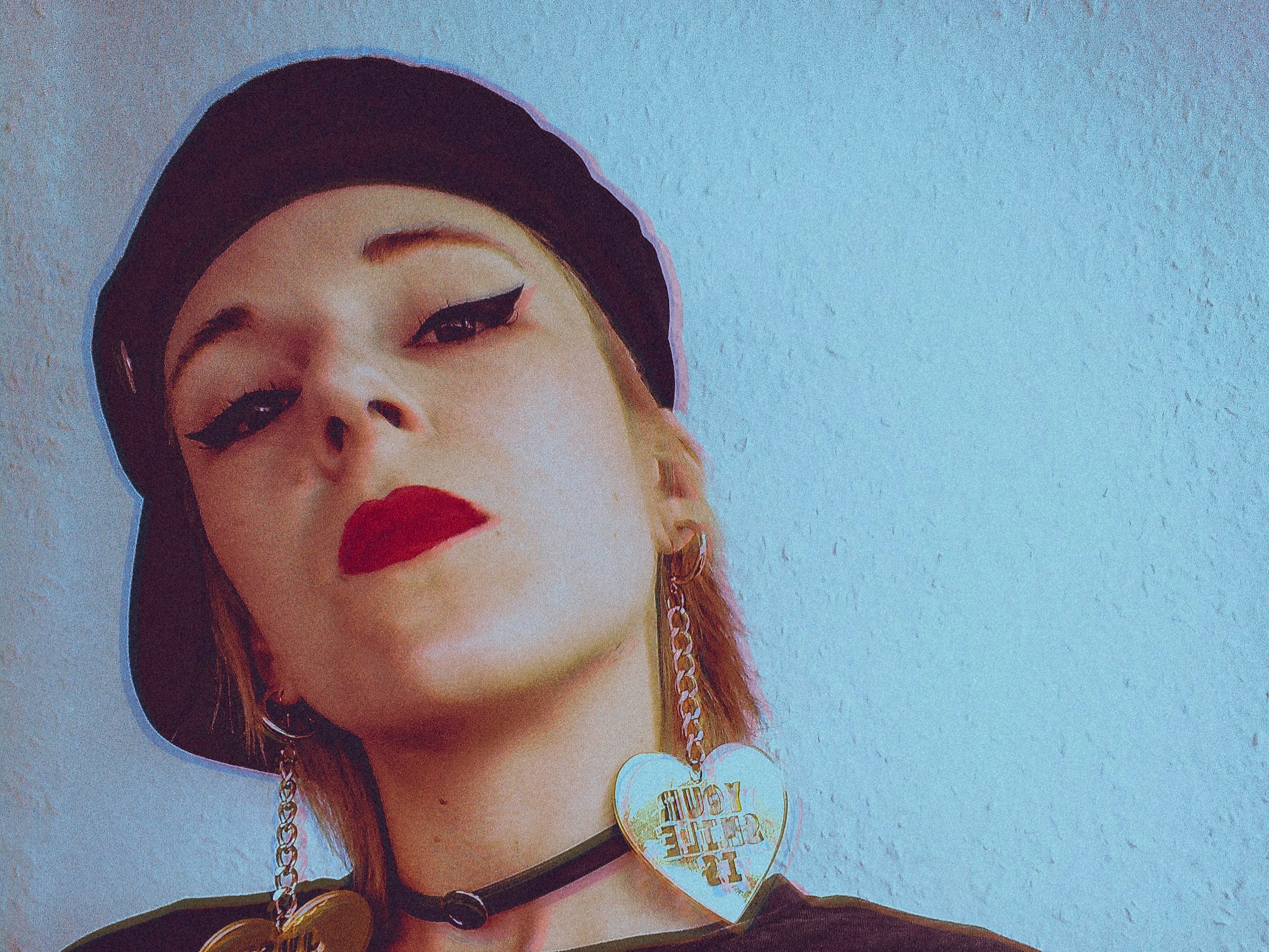 These fashion trends of the 90s are still popular today